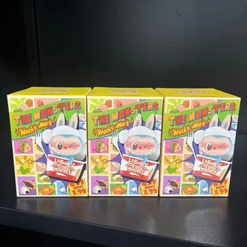 THE MONSTERS 러브브 Wacky Mart 피규어