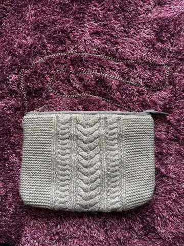 muta 케이블 니트 숄더 클러치백