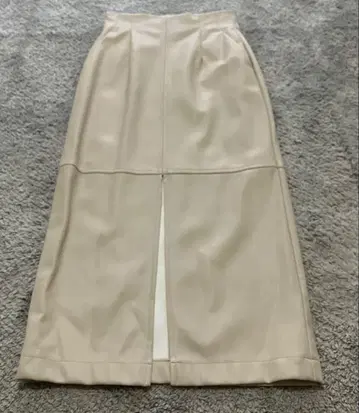 미사용 새상품, uncrave 앙크레이브 스커트