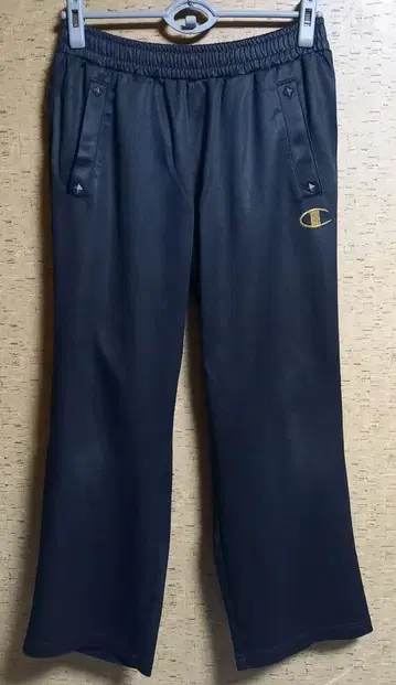 챔피온 저리 팬츠 M 사이즈 블랙 찡 장식 Champion