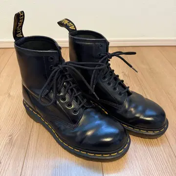 [ 새상품급 ] 닥터마틴 하이컷 부츠 8홀 11822 UK6