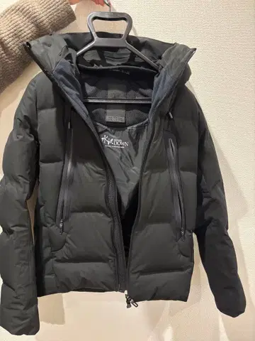 미사용급 수이자와 다운/블랙/마운티니어(DANSGK3OU)