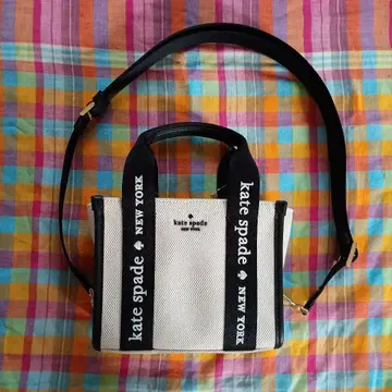 케이트스페이드 킵 미니 토트 KL062