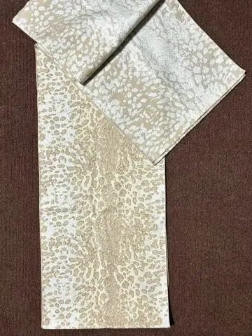 츠바키 안 헤코 오비 베이지 계열 레오파드 무늬