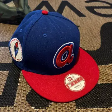 파랑 빨강 자수 로고 캡 9FIFTY