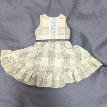 베이지 체크 프릴 원피스