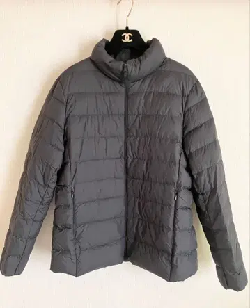유니클로 UNIQLO 다운 자켓 블랙 계열 XL