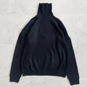 UNIQLO [캐시미어 100%] L size 하이넥 니트 블랙