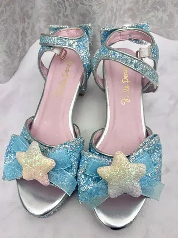 나일 퍼치 샌들