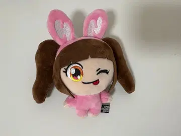 NewJeans 하니 봉제 인형 키링 무라카미 다카시 콜라보