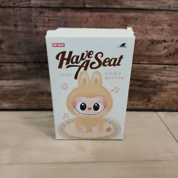 POP MART Have A Seat 러브브 봉제 인형