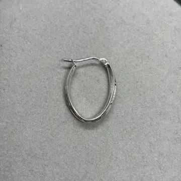 즉시 결제 10K TWG 화이트 골드 귀걸이 (한쪽만)