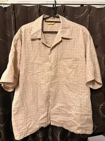 체크 무늬 반팔 셔츠 레이온