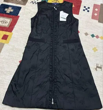 엠즈 그레이시 자수 충전솜 롱베스트 새상품