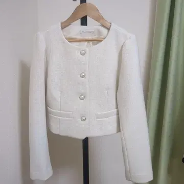 PROPOTION BODY DRESSING 아이보리 노카라 자켓