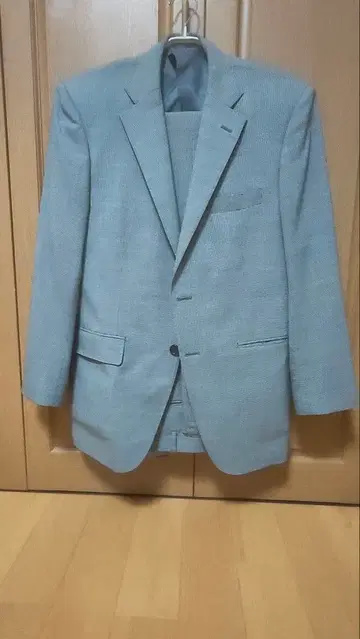 JASLEY 라이트 그레이 비즈니스 정장