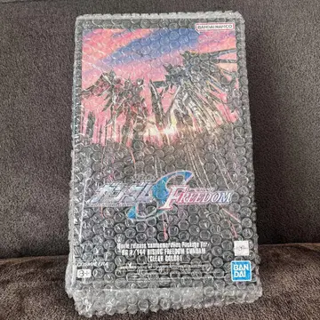 (미개봉 새상품) HG 1/144 라이징 프리덤 건담 (클리어 컬러)