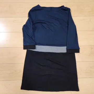 네이비 그레이 절개 긴팔 원피스