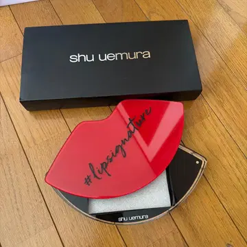 슈에무라 립 케이스