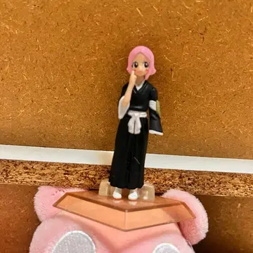 BLEACH 쿠사카 야치루 피규어