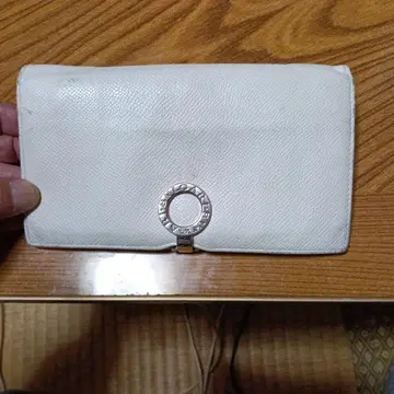 불가리, 화이트, 장지갑