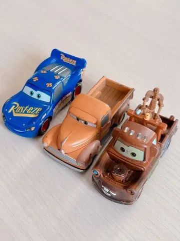 토미카 카즈 맥퀸 메이터 스모키 씨