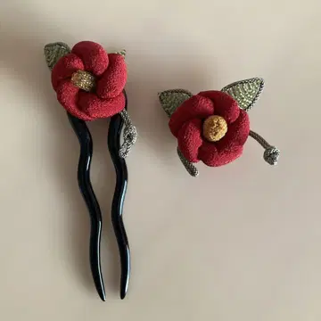 동백꽃 비녀와 오비 고정 띠