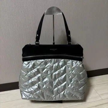 KELLYLORD 실버 퀼팅 핸드백