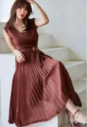 herlipto 트윙클 플리츠 니트 드레스