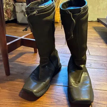 다크 그린 슬림핏 롱 부츠