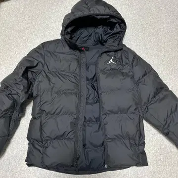 블랙 후드 부착 다운 자켓 점프맨