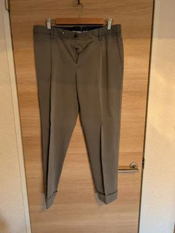 PT TORINO 슬랙스 48 카키