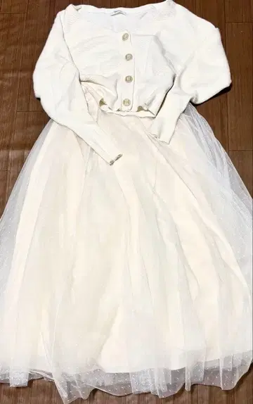 Snidel 아이보리 니트 원피스 긴팔 튤