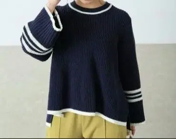 새상품 COHINA 플레어 슬리브 보더 니트