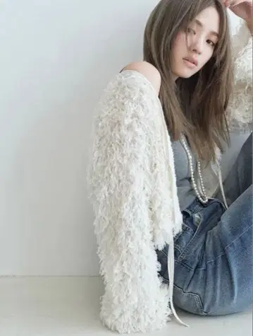 FRAY I.D 페더 리본 가디건 아이보리 화이트