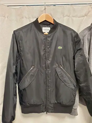 LACOSTE 워터 레지스턴트 트윌 테크니컬 테니스 봄버 US S