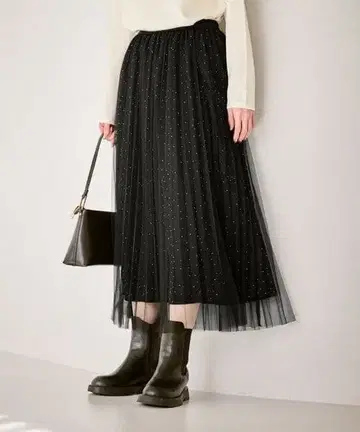 이번 시즌 로페피크닉 반짝반짝 튤 플리츠 스커트