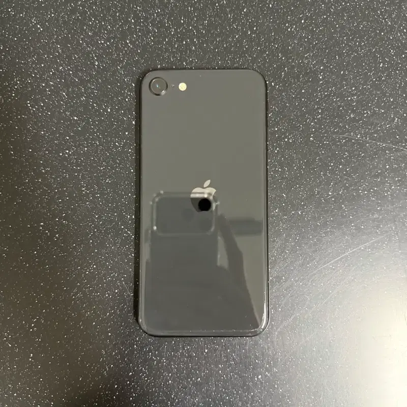 아이폰 se2 미드나잇 128gb 급처