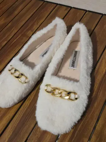 미네통카 모카신 RABBITTY AP