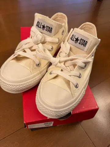 CONVERSE ALL STAR 아이보리 하트 모티브