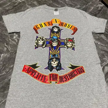 건즈 앤 로지스 반팔 티셔츠 S 사이즈