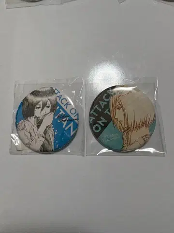 진격의 거인 미카사 캔뱃지 wit studio