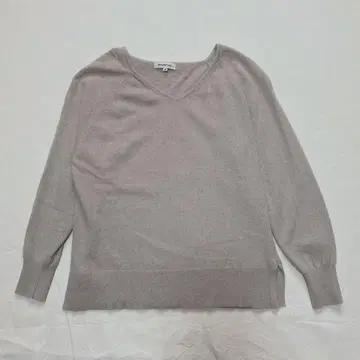 NATURAL BEAUTY BASIC 폭스 울 혼방 V넥 니트