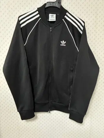 adidas 블랙 저지 3선 라인