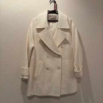 울 혼방 화이트 더블 브레스트 코트