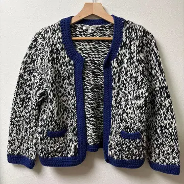 PAULE KA 폴카 니트 가디건