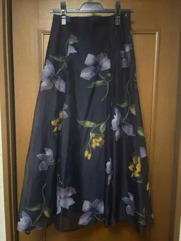 마이 스트라다 꽃무늬 오팔 플라워 플레어 스커트