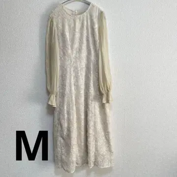 전체 레이스 롱 원피스 아이보리 시어 슬리브 고급스러운 결혼식 룩