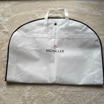 MONCLER 가먼트 백 화이트