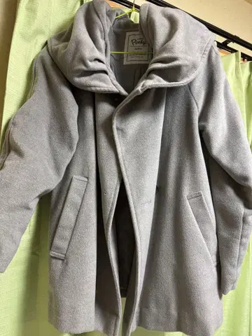 아즈노우아즈 핑키 후드 부착 그레이 코트